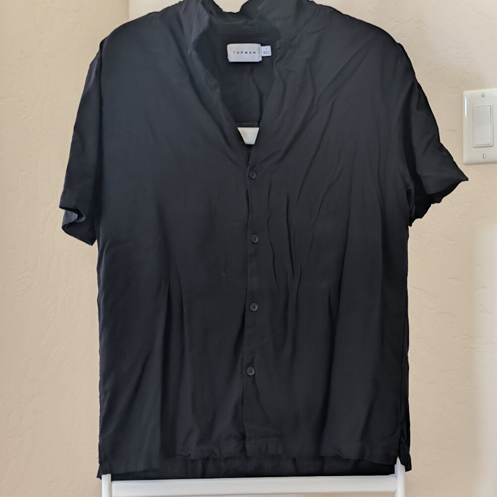 Topman Black Short Sleeve Button-Up – Made in Morocco – Size Large – Good